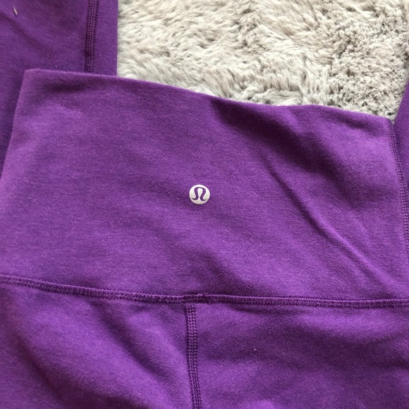 SOLD- Lululemon High Times Tender Violet Leggings - Picture 4 of 6